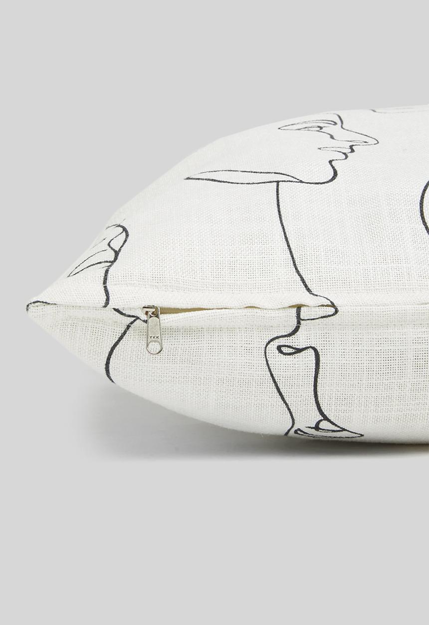 Hertex Haus - Pensive cushion cover - ivory
