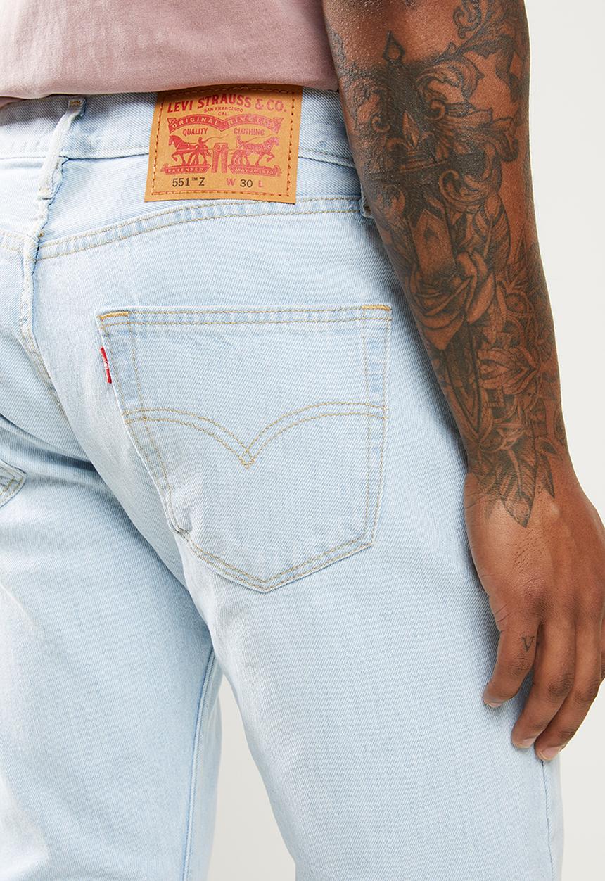Levi’s® - 551z Straight crop - light stonewash 