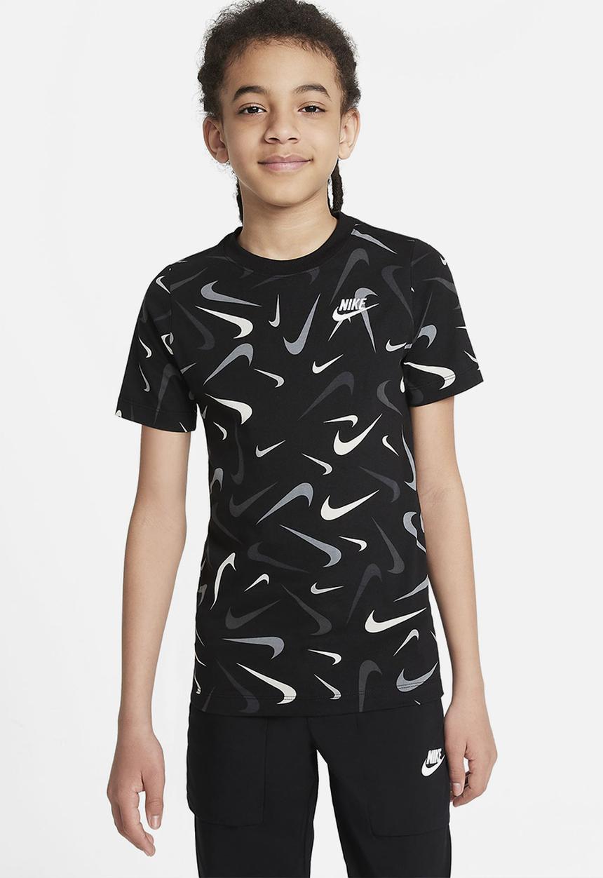 Nike - B nsw tee swoosh aop fa21 - black
