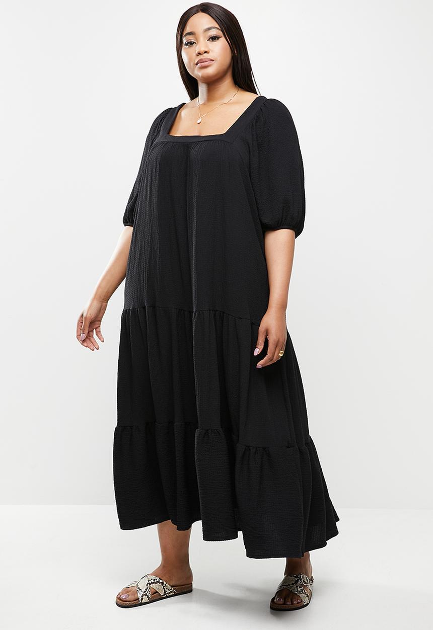 Me&B - Plus square neck tiered sack dress - black