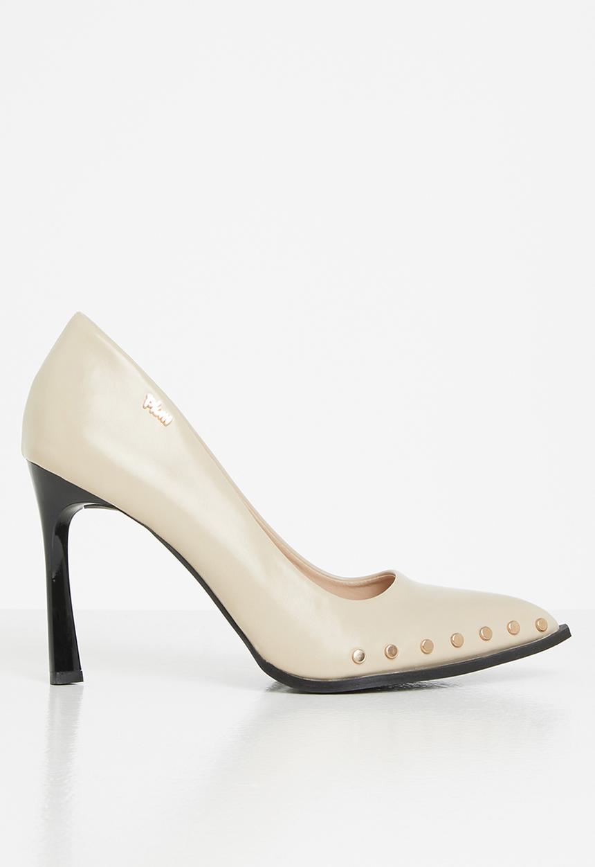 Plum - Resma studded court heel - beige