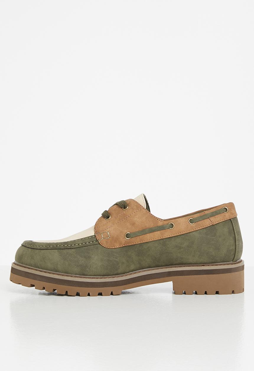 Jonathan D - J boat - olive