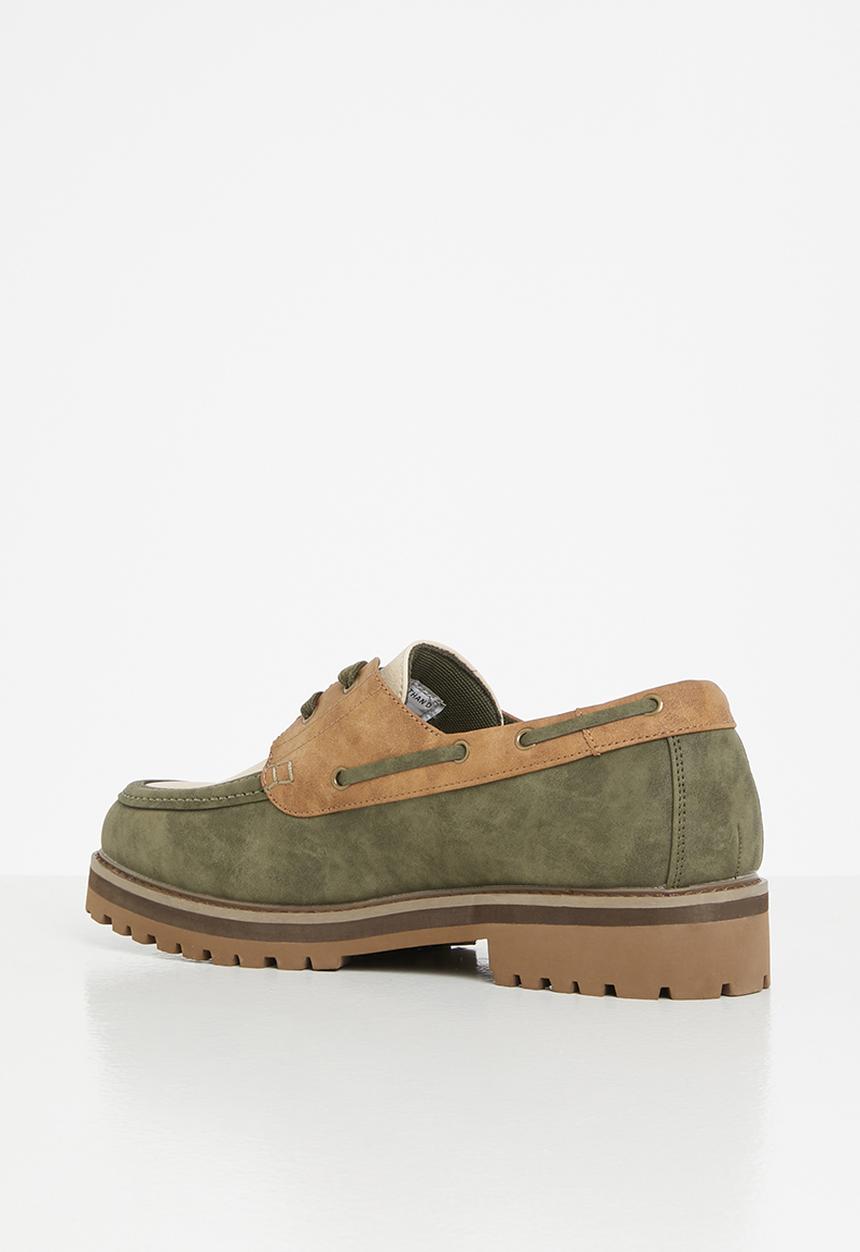 Jonathan D - J boat - olive
