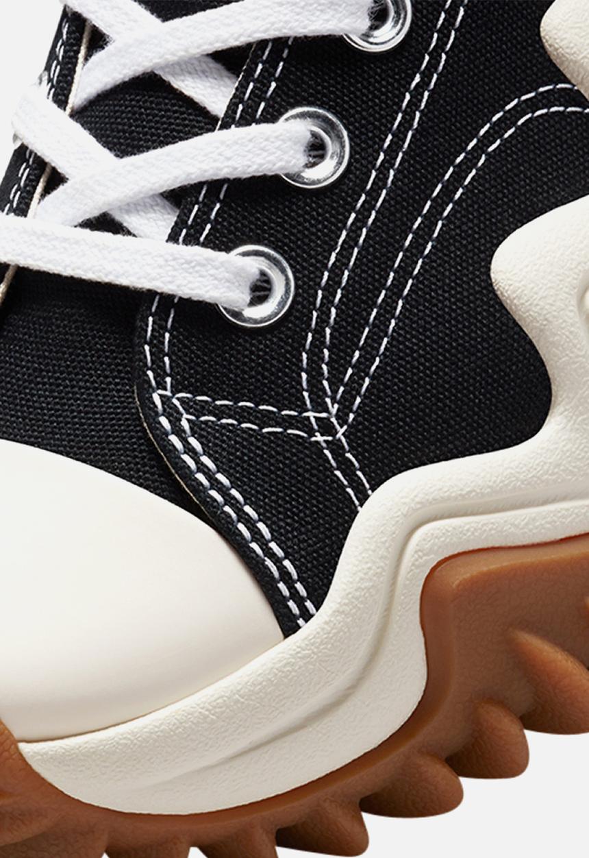 Converse - Run Star Motion
