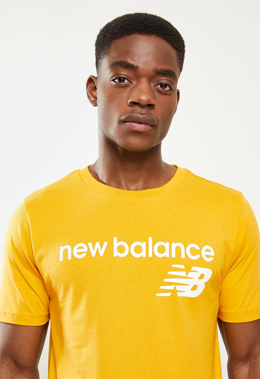 New Balance  - Nb classics core tee - varsity gold