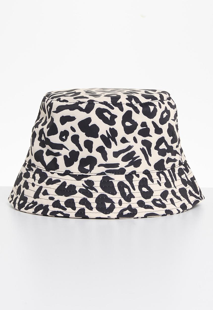 Superbalist - Leopard print bucket hat - beige & brown