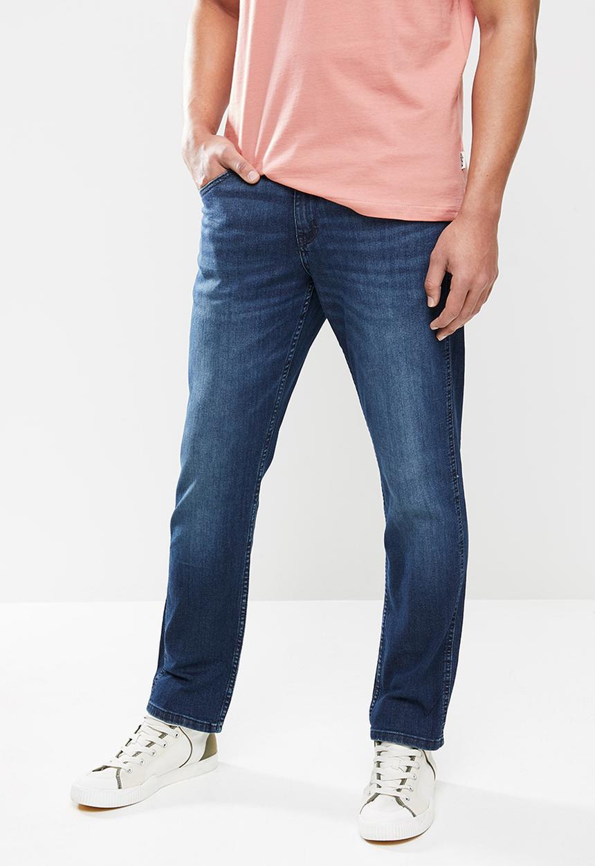 Wrangler - Greensboro regular tapered jeans - blue