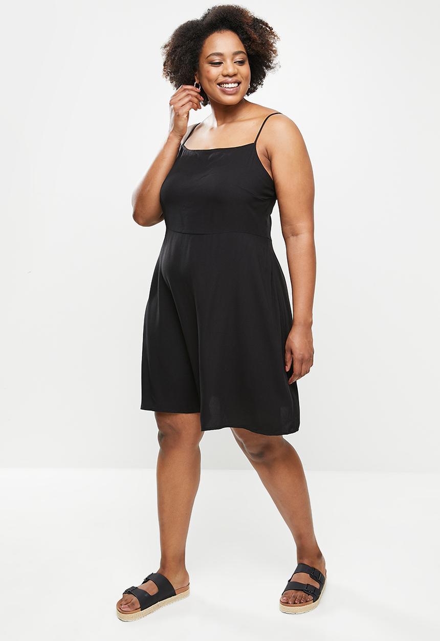 Cotton On - Curve woven hannah strappy mini dress - black