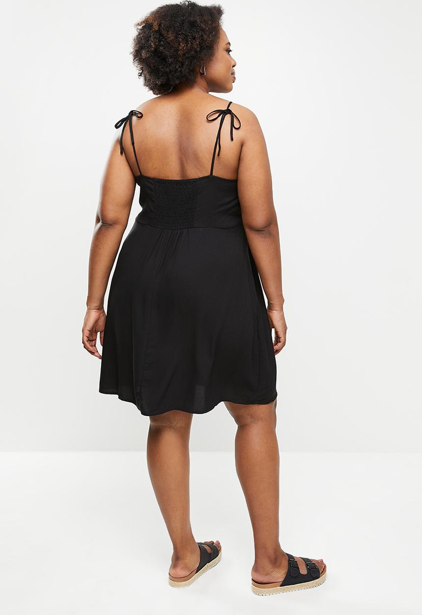 Cotton On - Curve woven hannah strappy mini dress - black