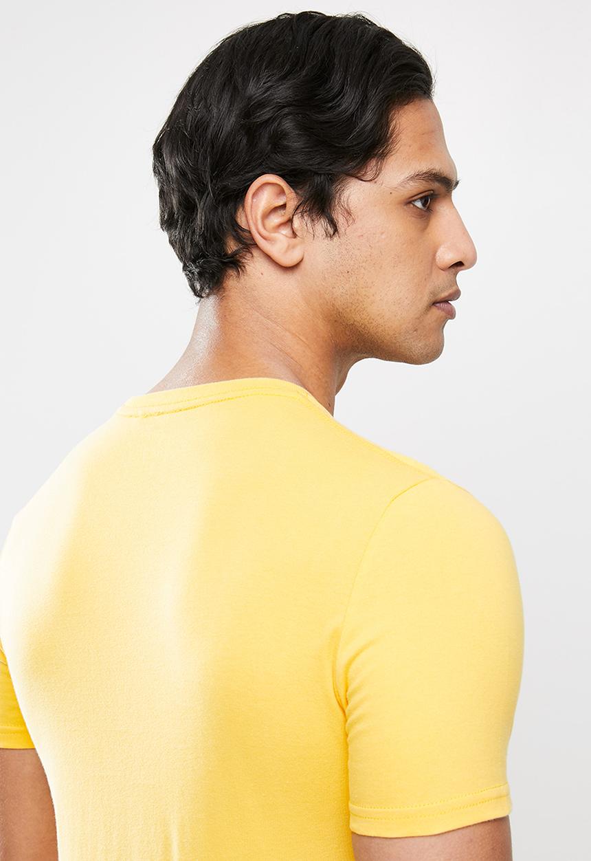 Original Penguin - Circle logo tee - yellow