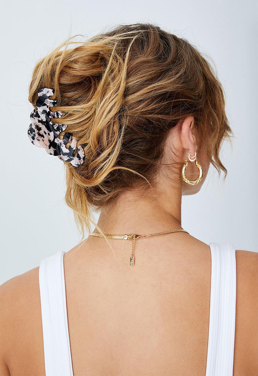 Rubi - Amelia hair claw - black pearly