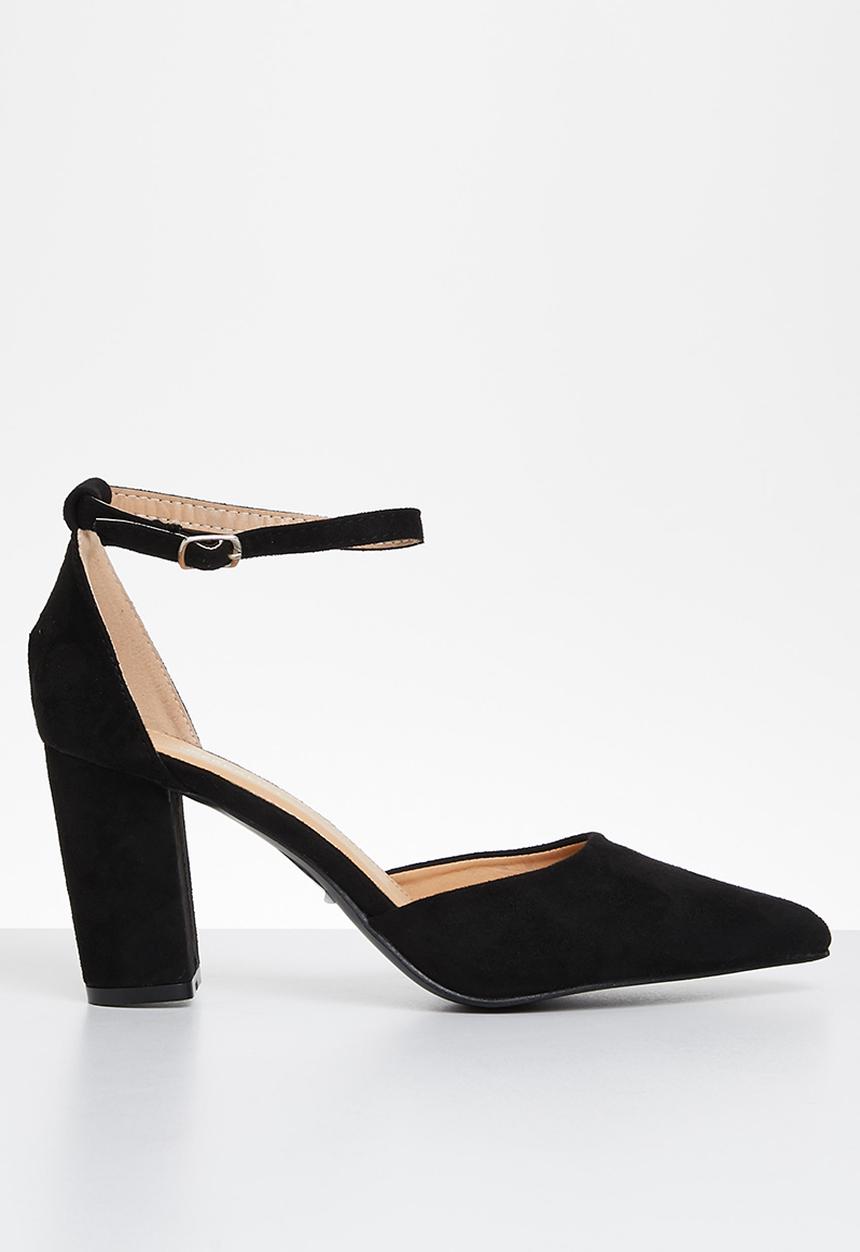 Superbalist - Risha court heel - black