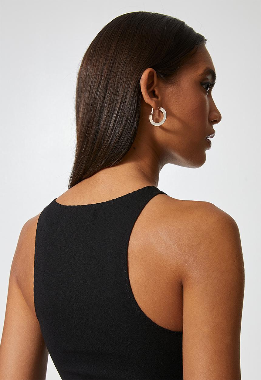 Superbalist - Crepe cutaway knit top - black