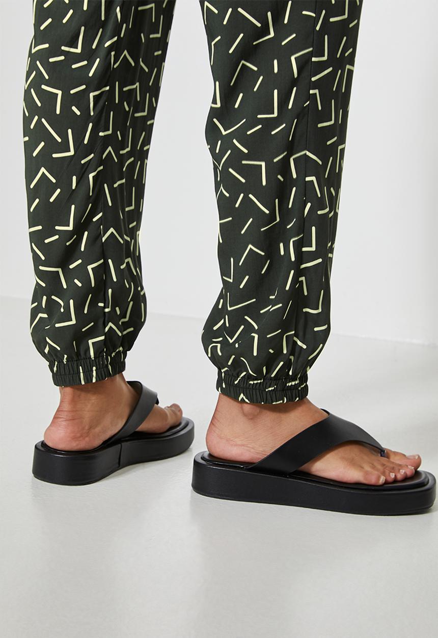Superbalist - Easy jogger - green & white 