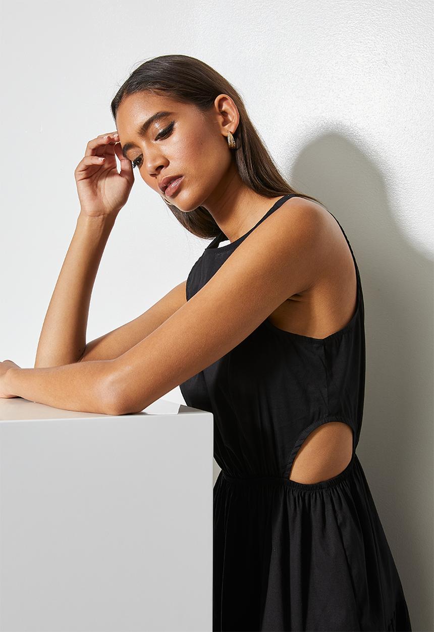 Superbalist - Fit & flare with cutout detail - black