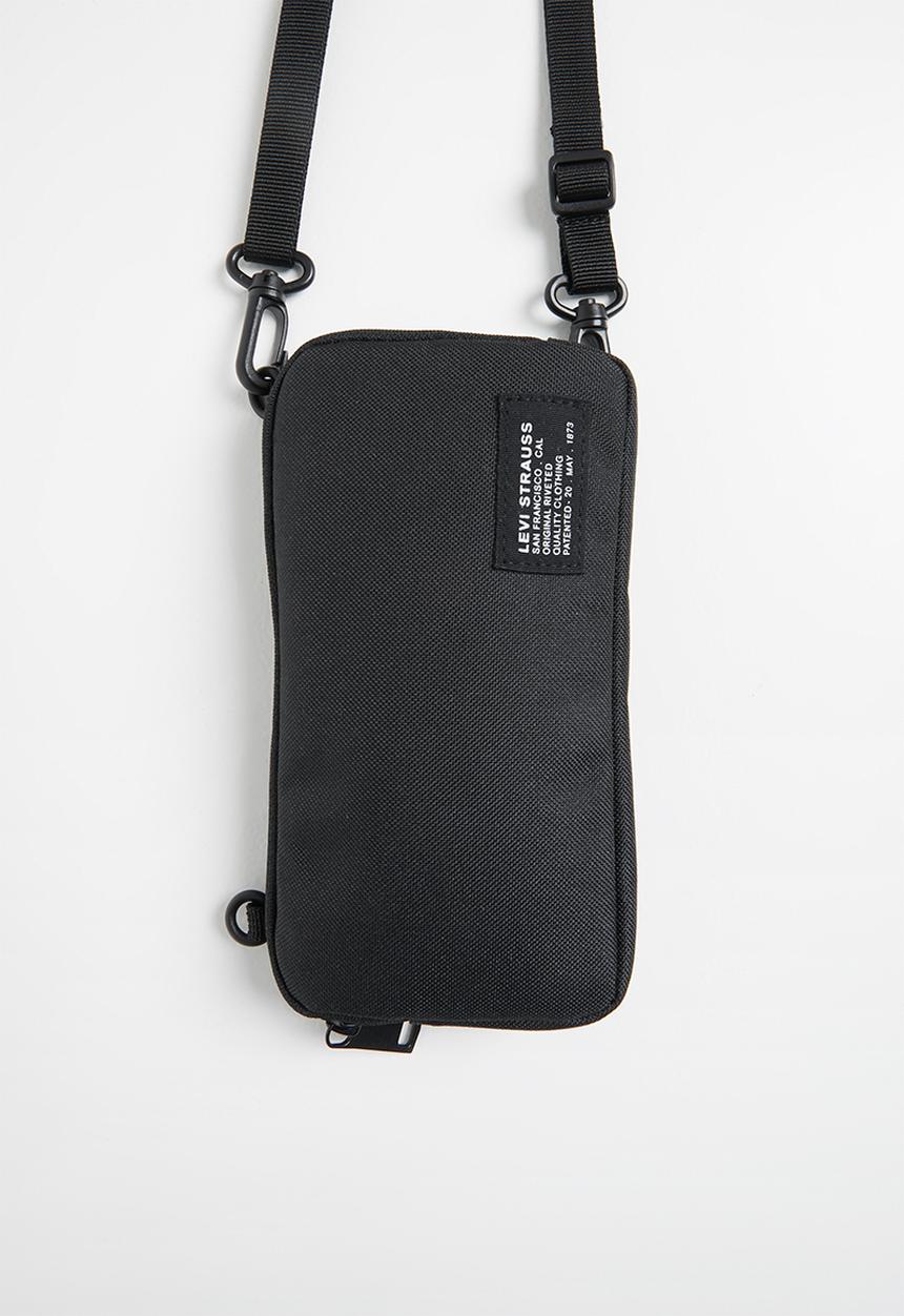 Levi’s® - Horizontal lanyard bag 59 regular - black