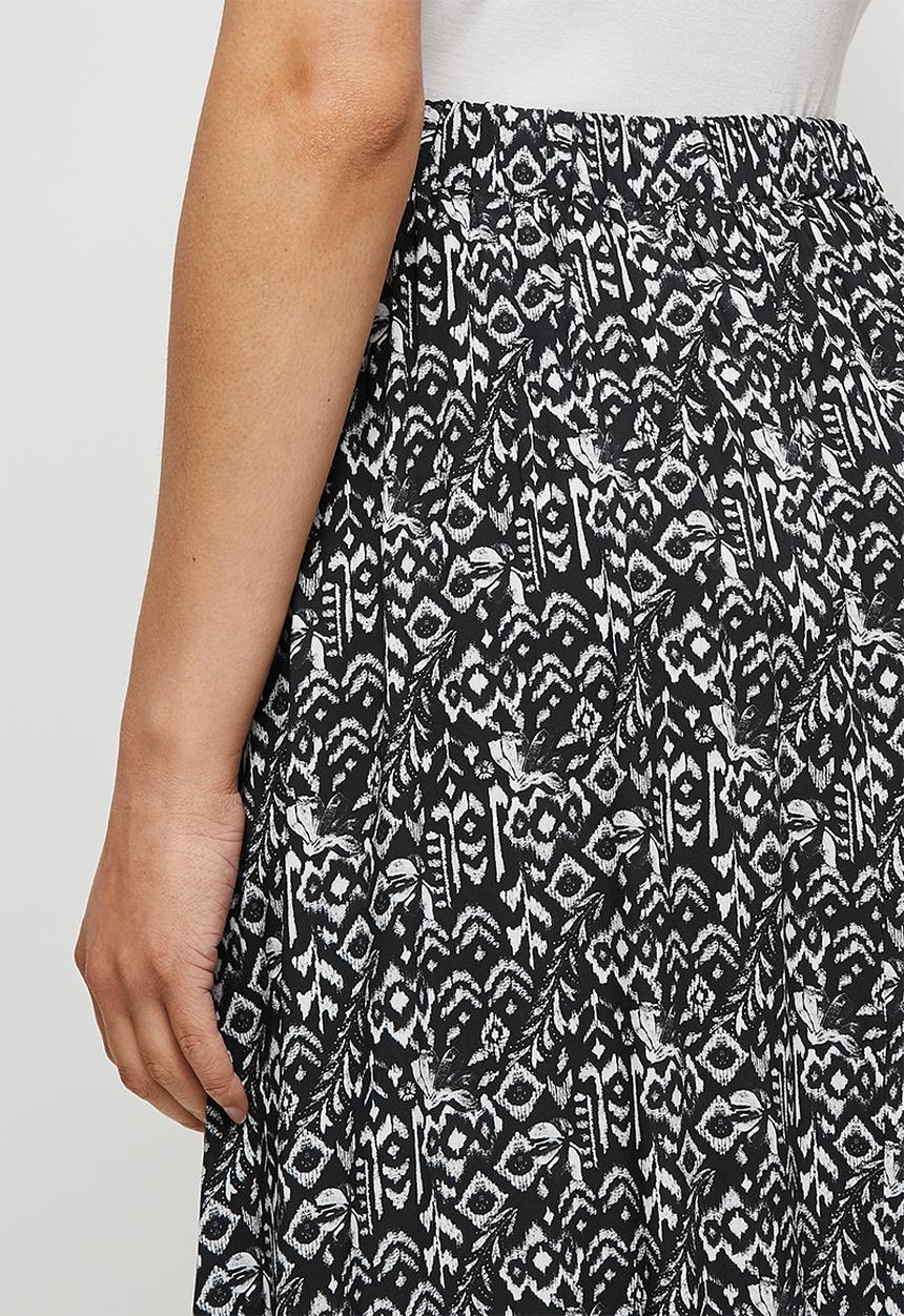 edit - Pull on slit maxi skirt - tropical ikat black
