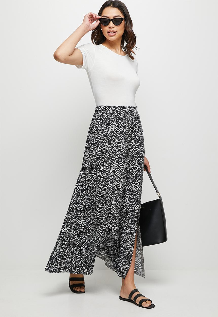 edit - Pull on slit maxi skirt - tropical ikat black