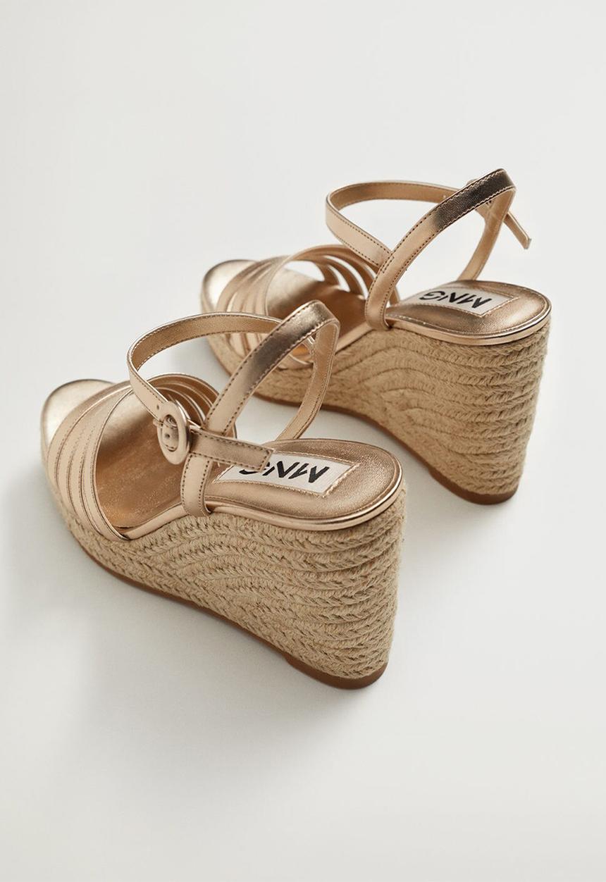 MANGO - Girl wedge - gold