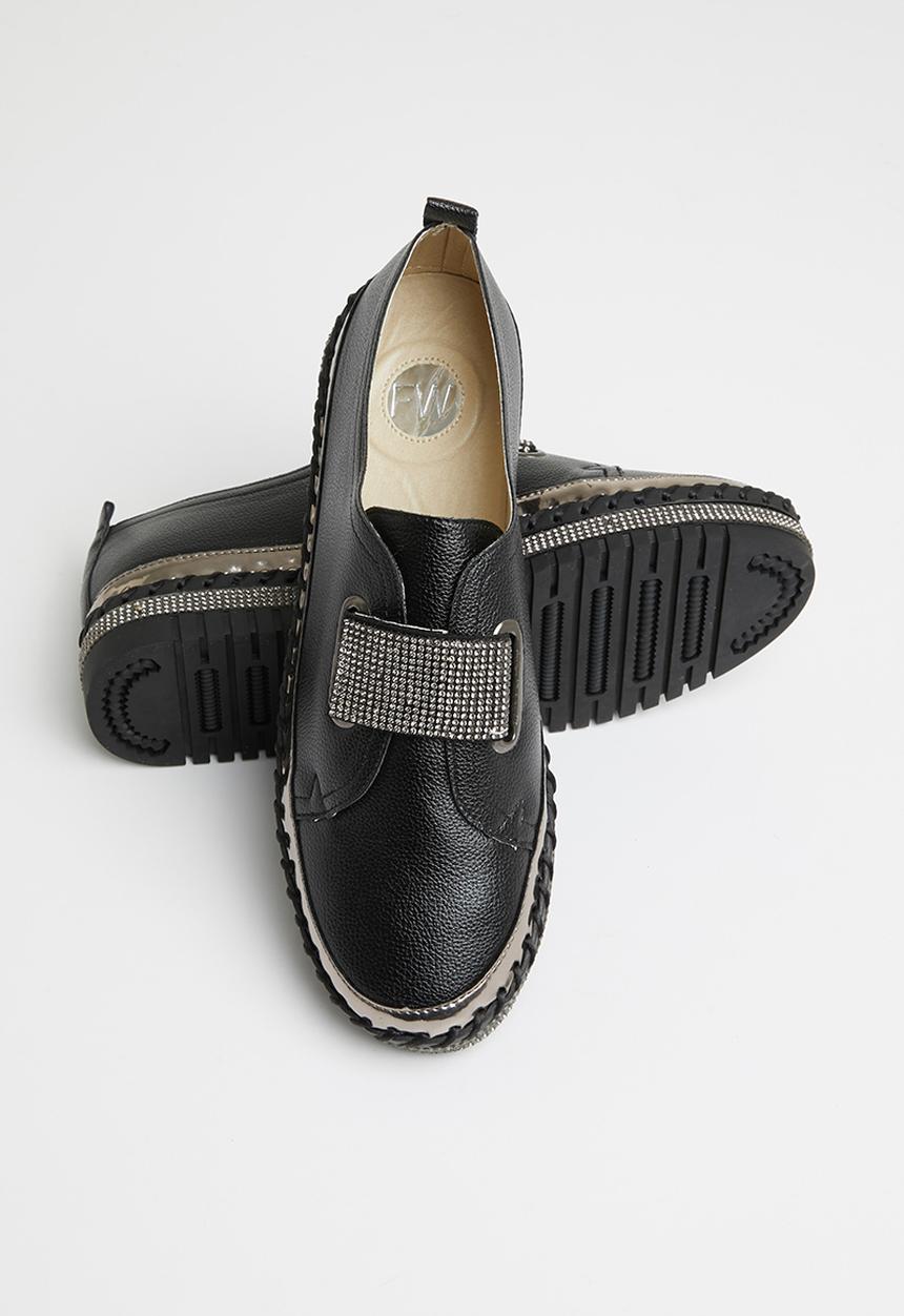 Footwork - Blinky embellished sneaker - black