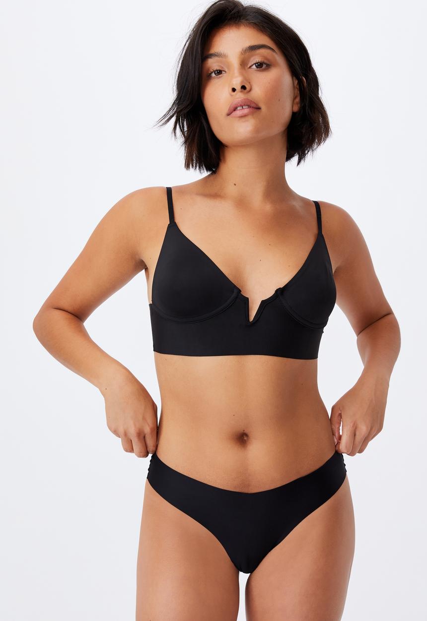 Cotton On - Invisible v-neck bralette - black