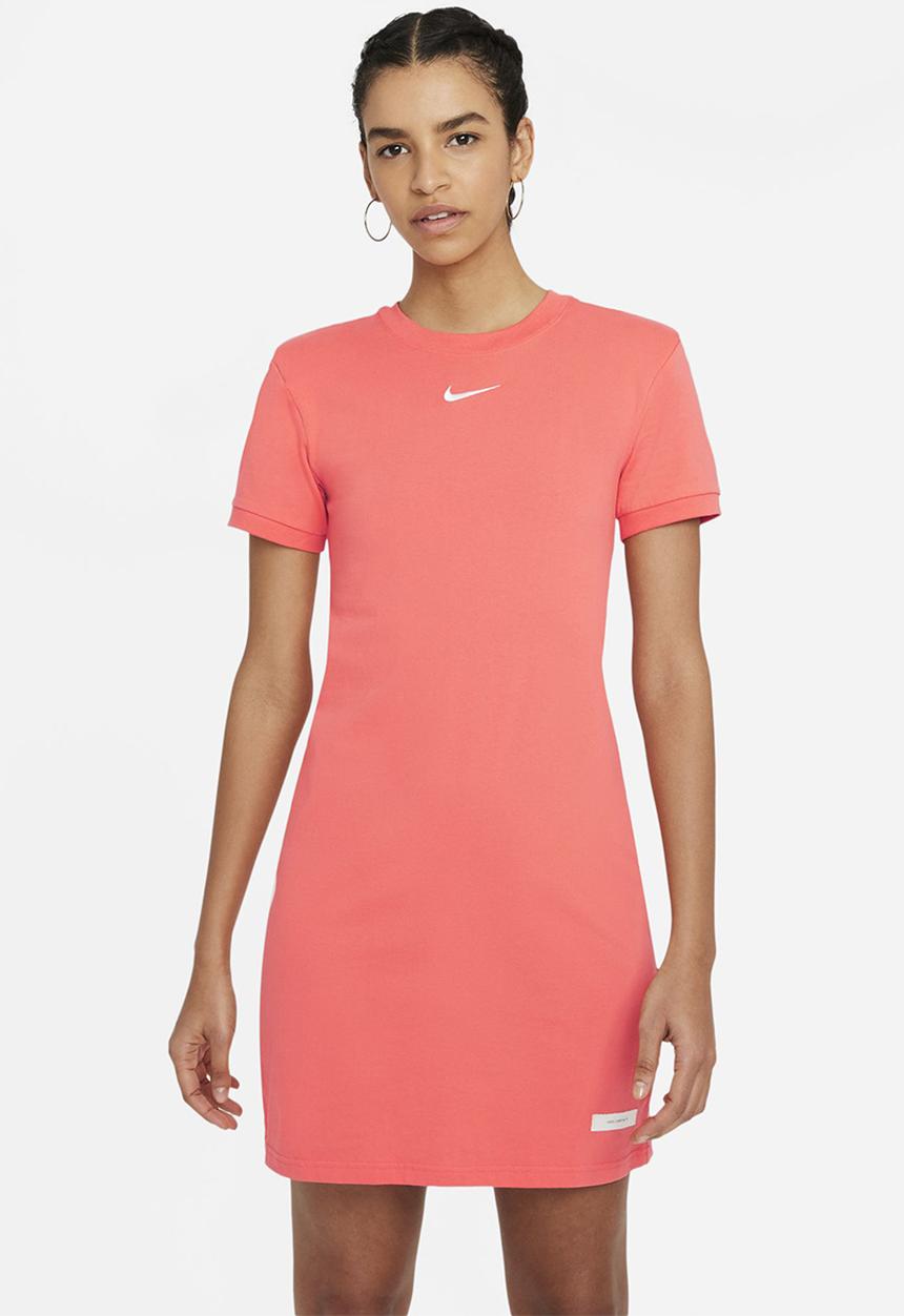 Nike - Nsw icn clsh short sleeve dress - magic ember & white