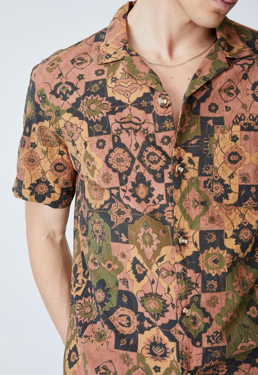Cotton On - Riviera short sleeve shirt - mustard 70 s paisley