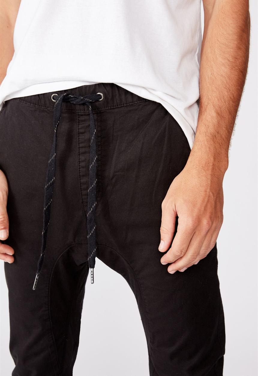 Cotton On - Drake cuffed pant - true black