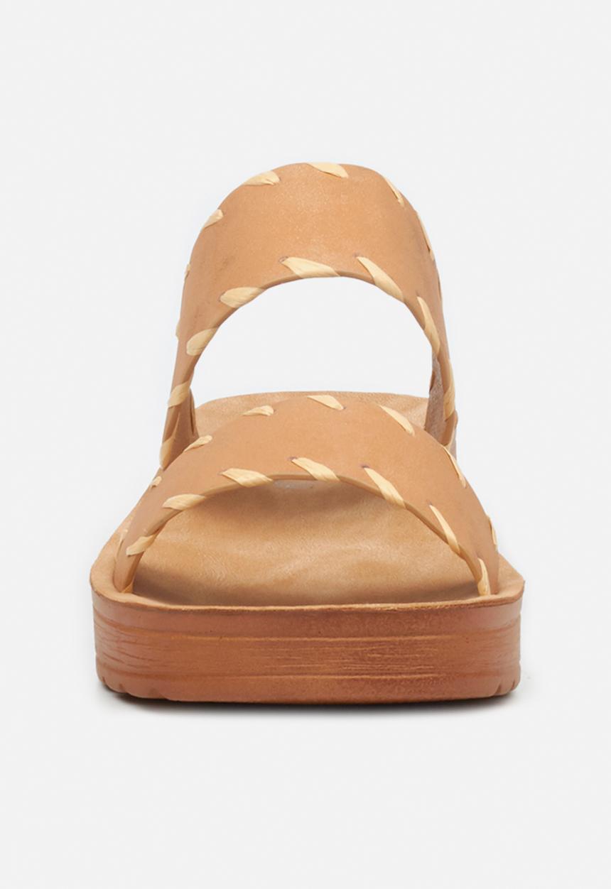 Butterfly Feet - Slitheran 3 flatform sandal - camel