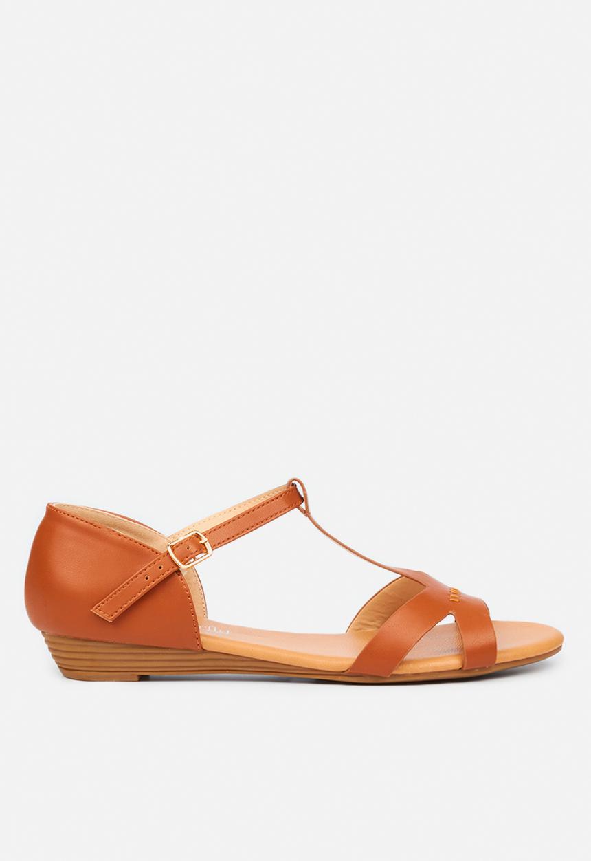 Butterfly Feet - Cardi 4 sandal - tan