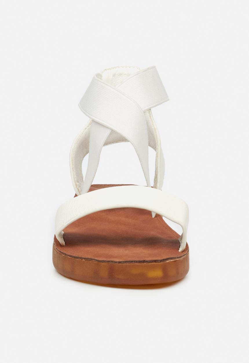 Butterfly Feet - Edan 2 sandal - white
