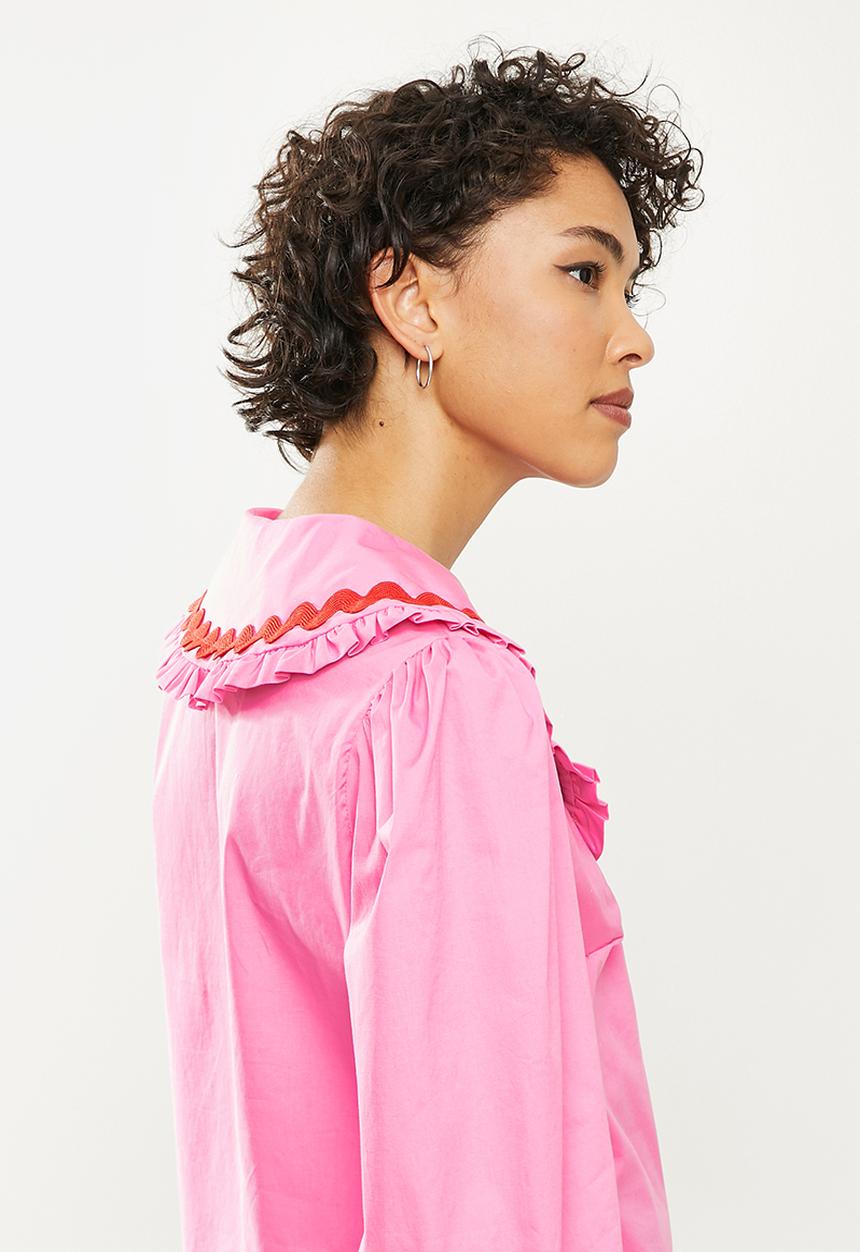 Me&B - Large collar shirt with puff sleeves - pink