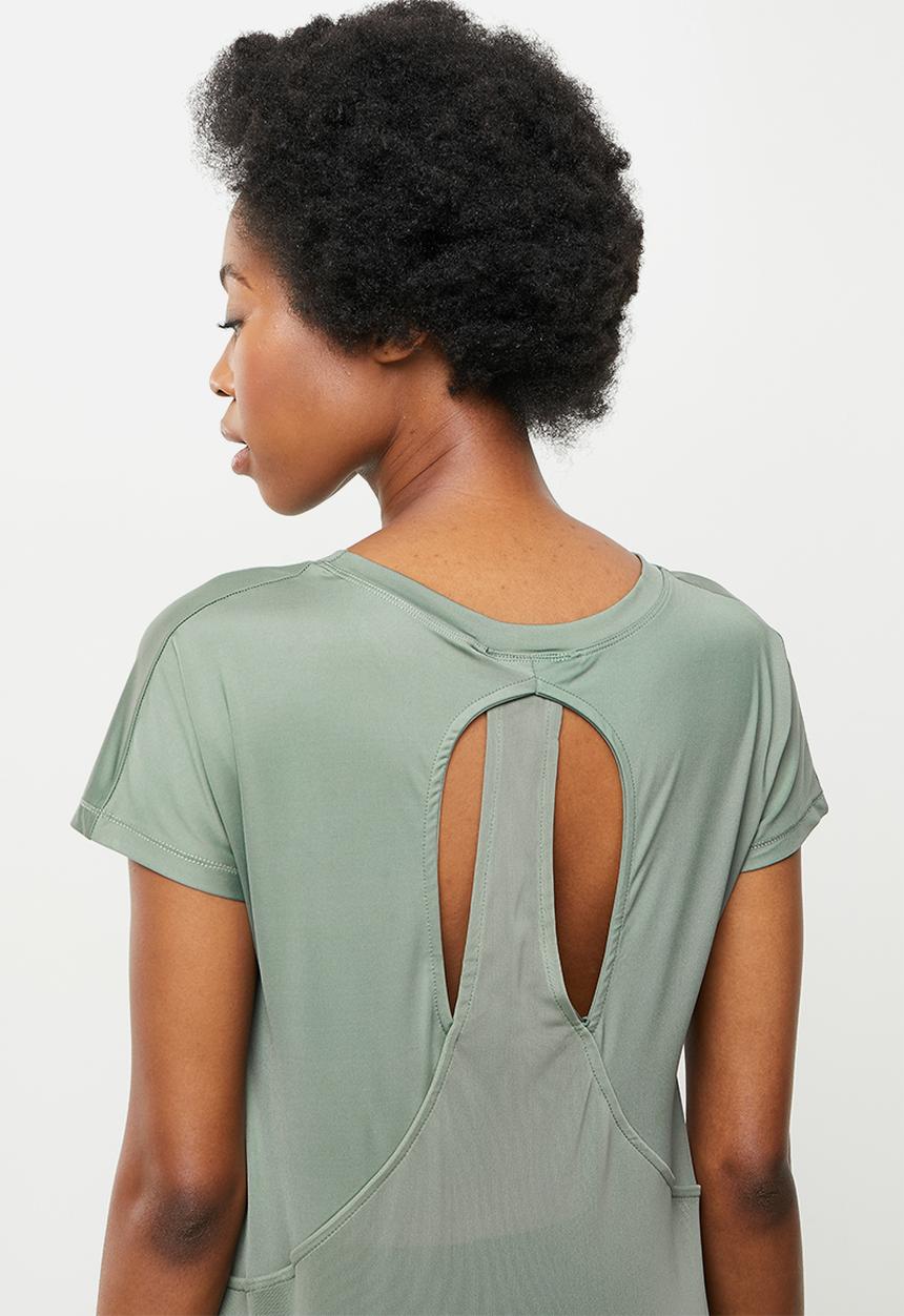 dailyfriday - Cut out back yoga top - olive