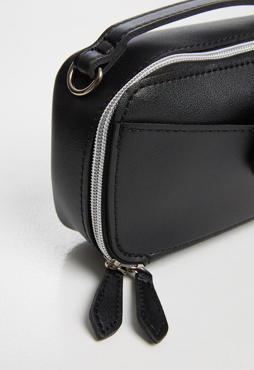 Superbalist - Kirsten crossbody bag - black