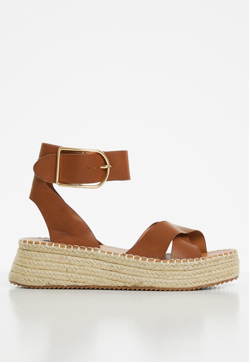 Madison® - Dineka big buckle espadrille sandal - tan