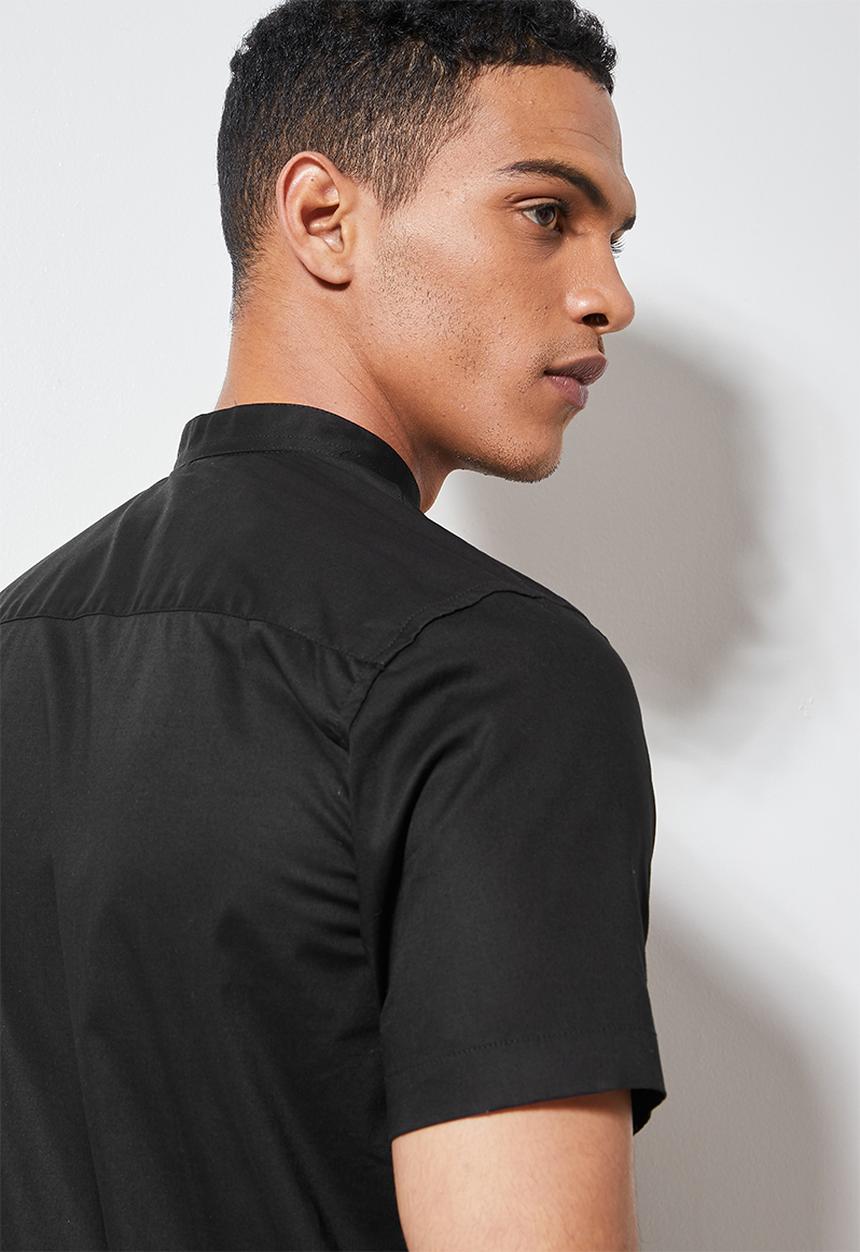 Superbalist - Mandarin slim fit short sleeve shirt - black
