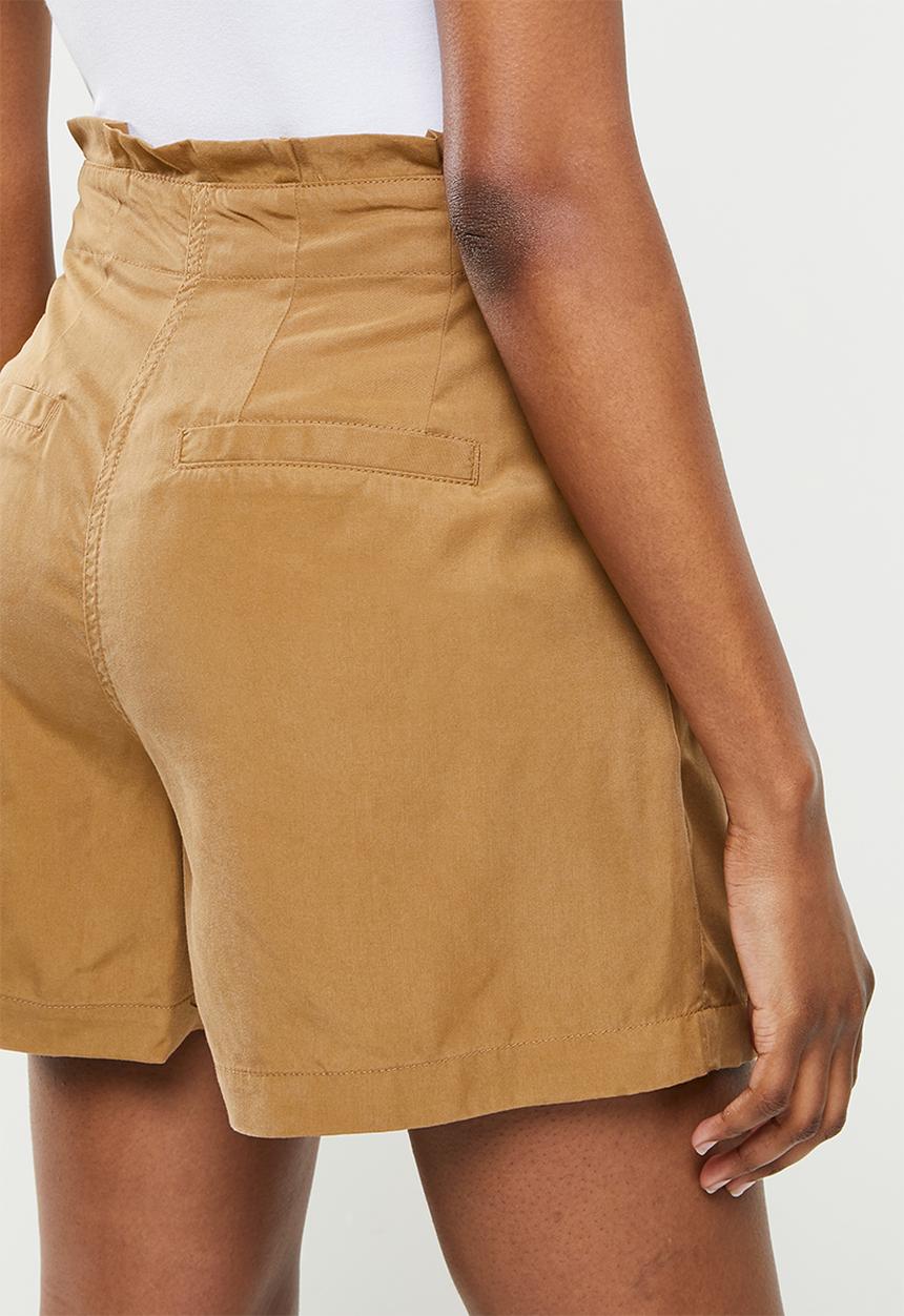 ONLY - Magne life highwaist shorts - tan