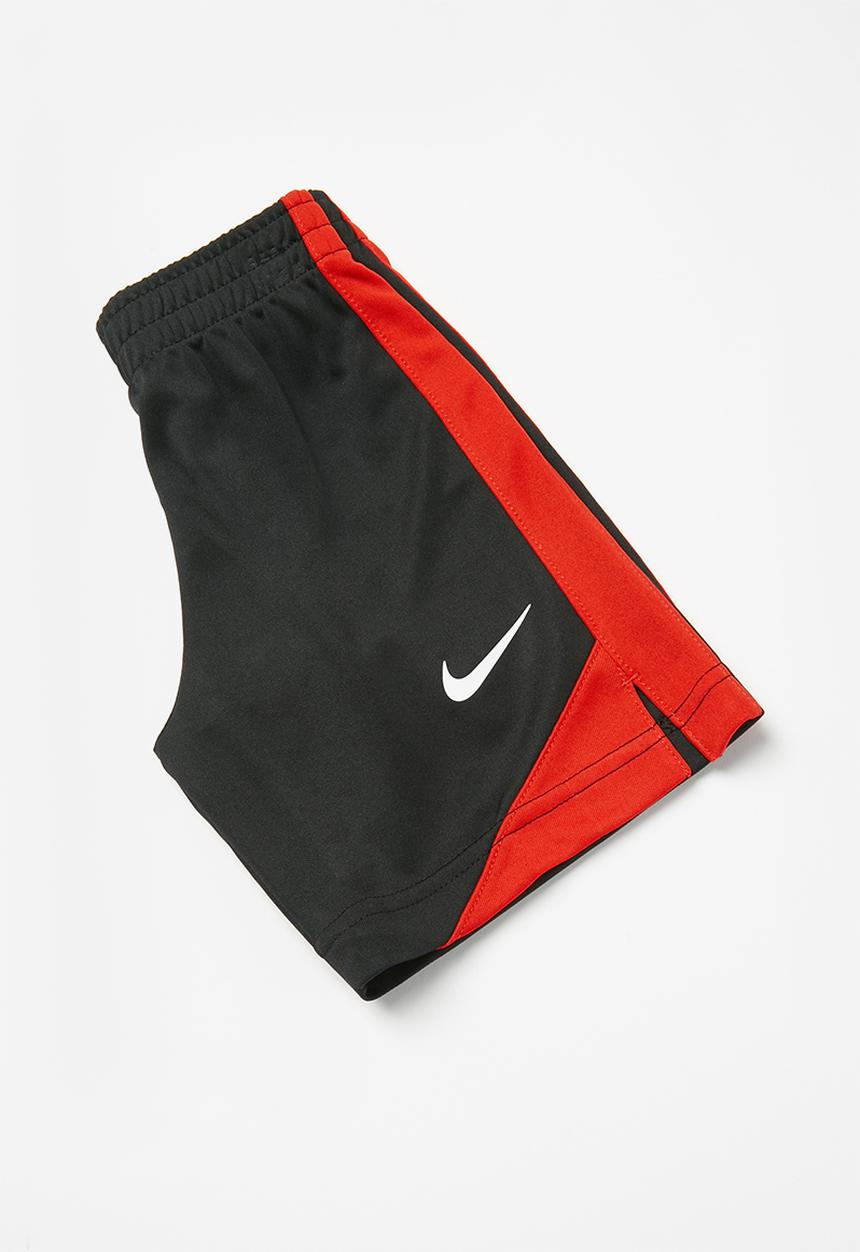 Nike - Nike boys sport footwear te short se - black & red 