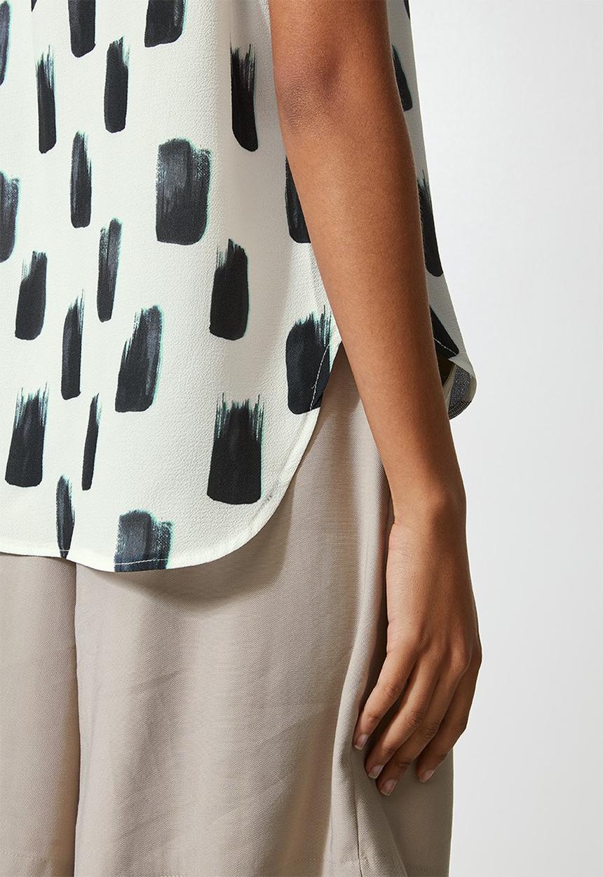 Superbalist - Grown on sleeve T-shirt shell - white