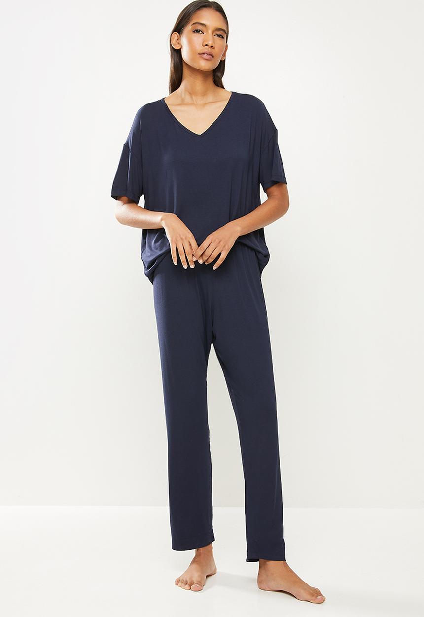 Superbalist - V-neck sleep top & pants set - navy