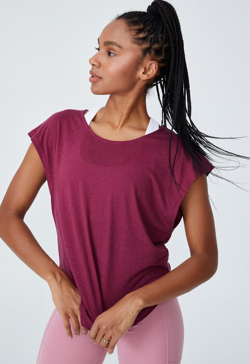 Cotton On - Active scoop hem T-shirt - pinot rose