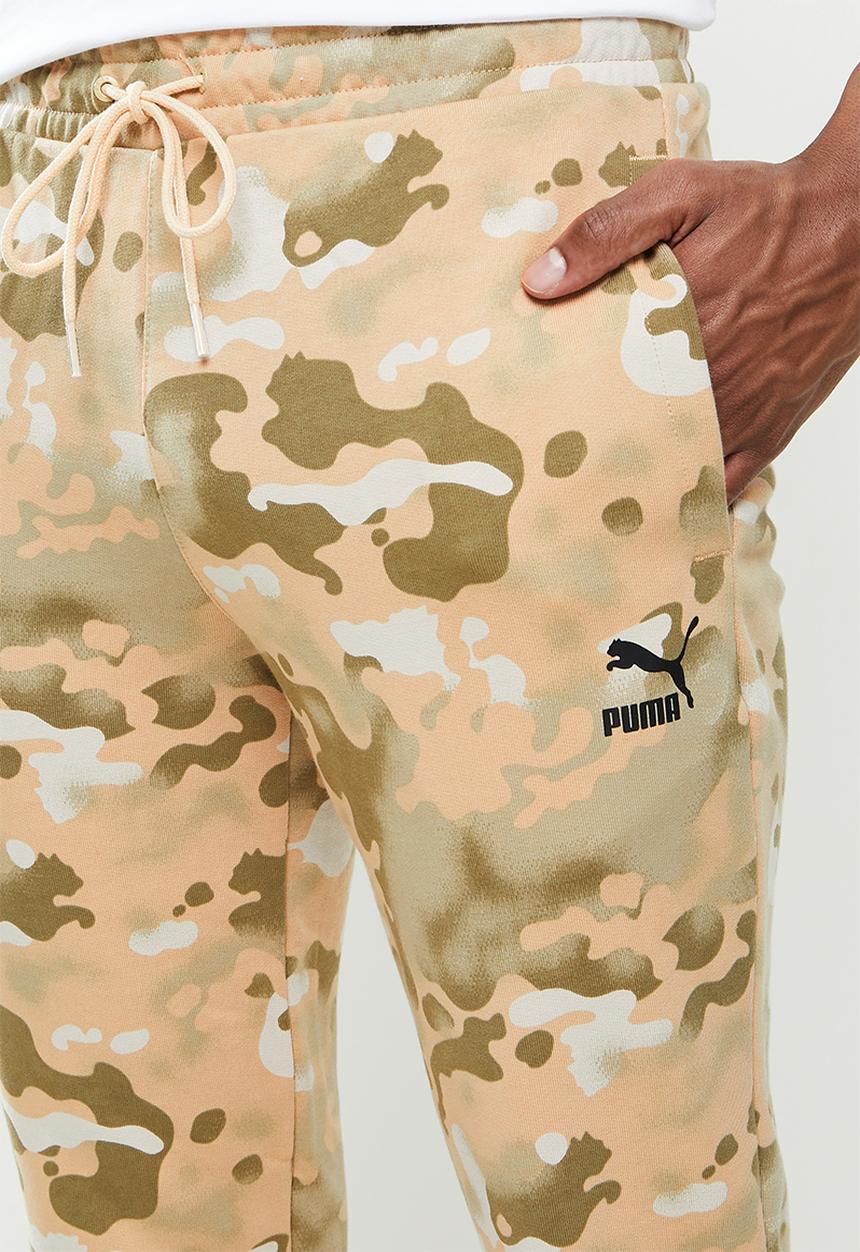 PUMA - Classics graphics camo aop pants tr - multi 