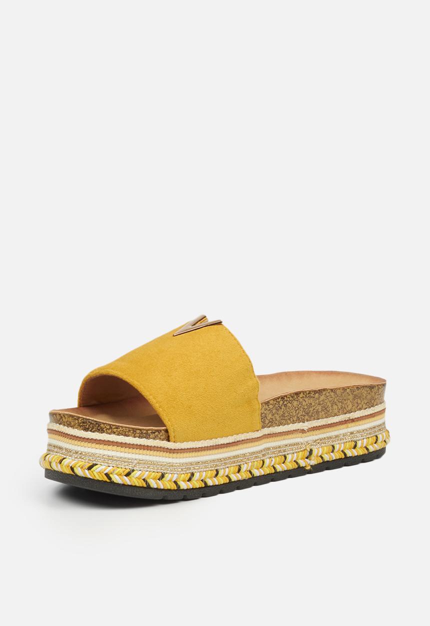 Miss Black - Prima1 flatform slide - yellow