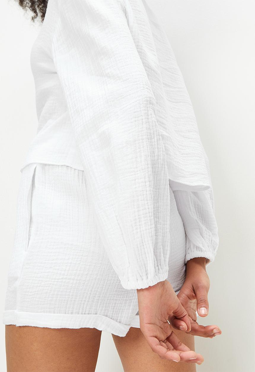 Blake - Boxy long sleeve top - white