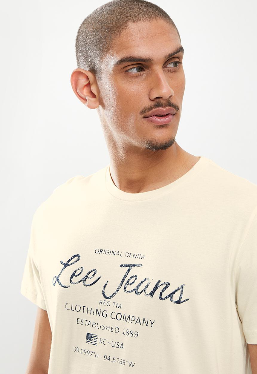 Lee  - Reg tm - ivory