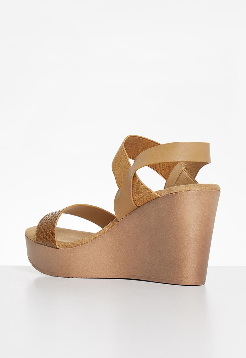Butterfly Feet - Sandra 1 wedge - tan