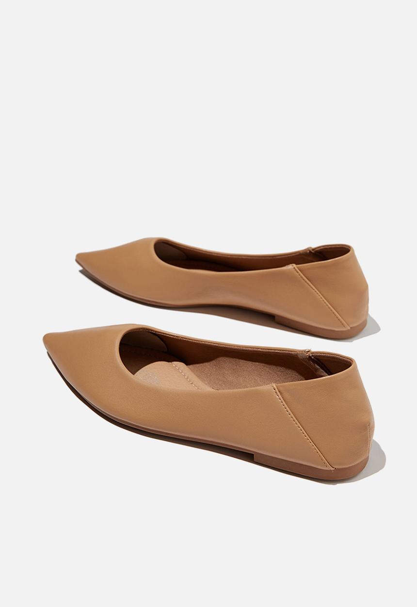 Cotton On - Soft back point - camel pu