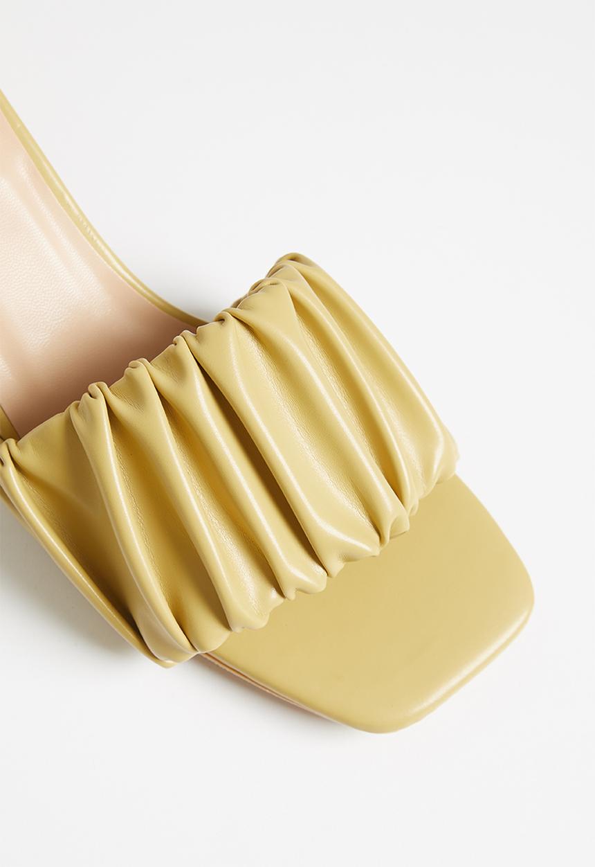 Plum - Cocoa ruched block heel mule - mustard