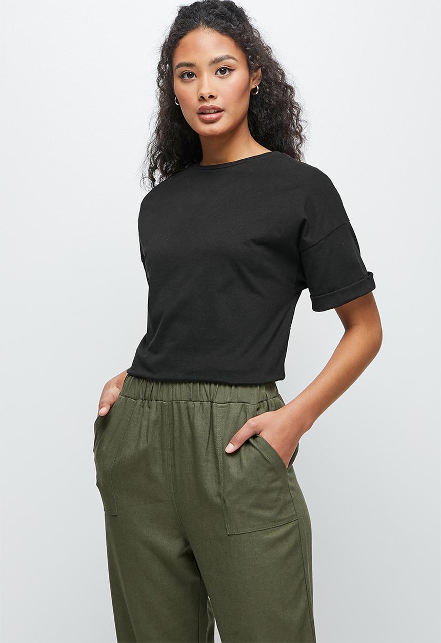 edit - Roll up boxy tee - black
