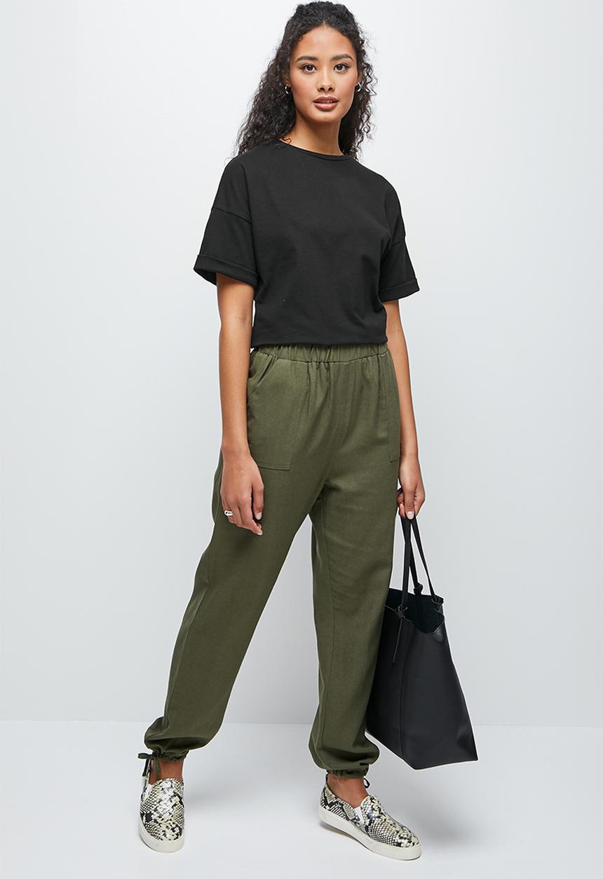 edit - Roll up boxy tee - black